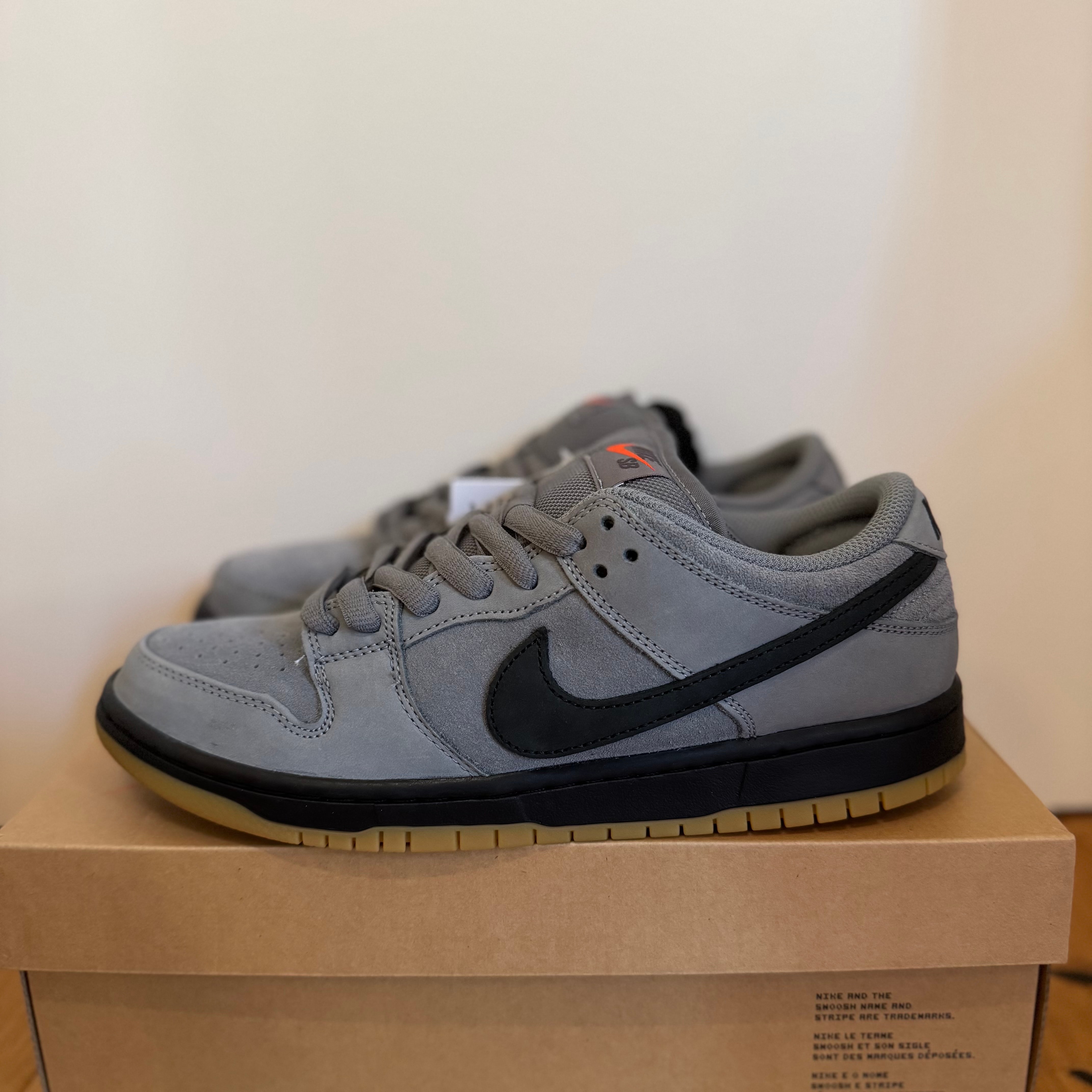 Nike SB Dunk Low ISO "Cool Grey/Black"