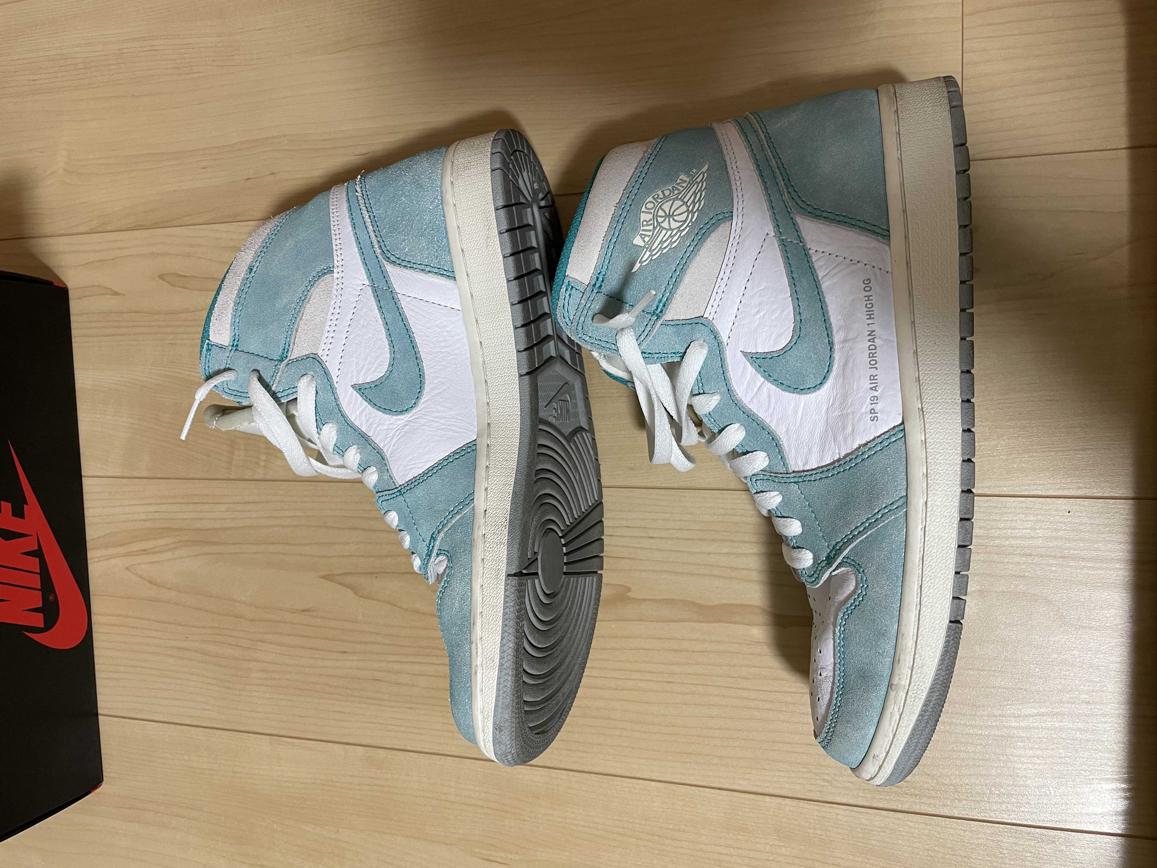 Nike Air Jordan 1 Retro High OG "Turbo Green"
