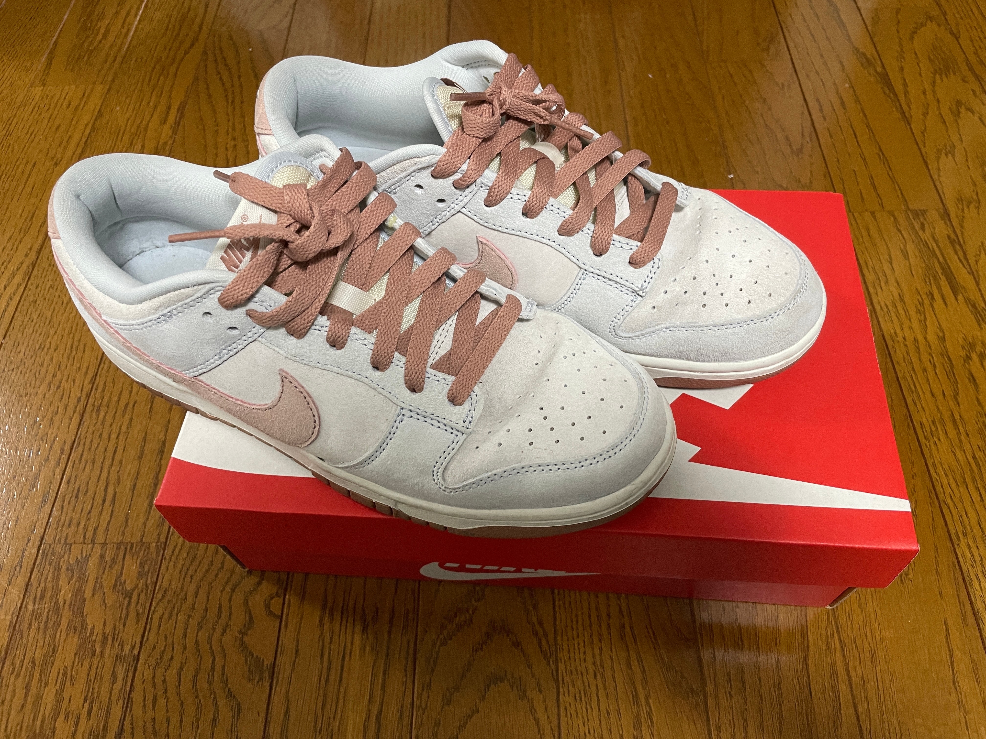 Nike Dunk Low "Fossil Rose"