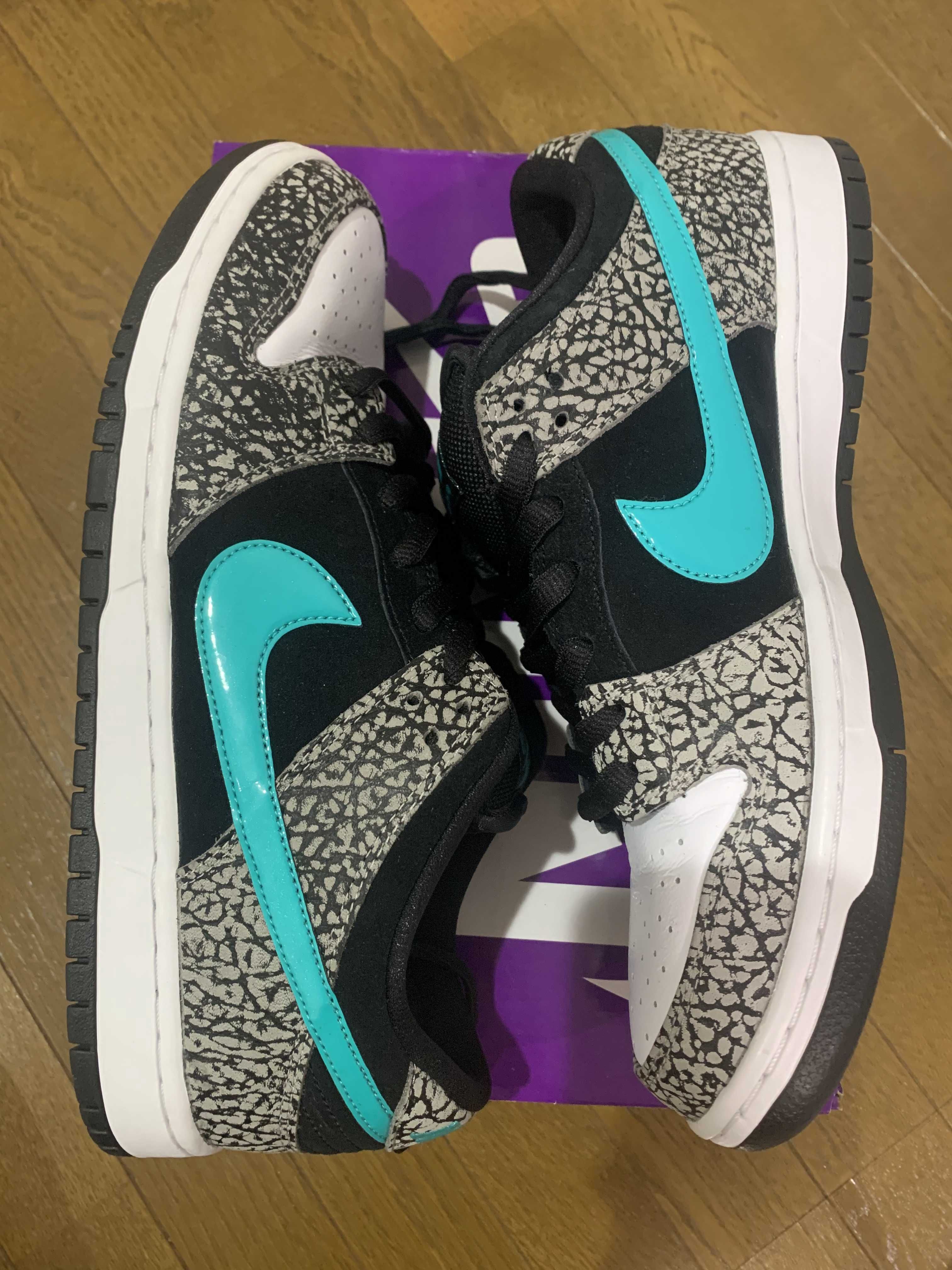 Nike SB Dunk Low "Elephant/Safari"