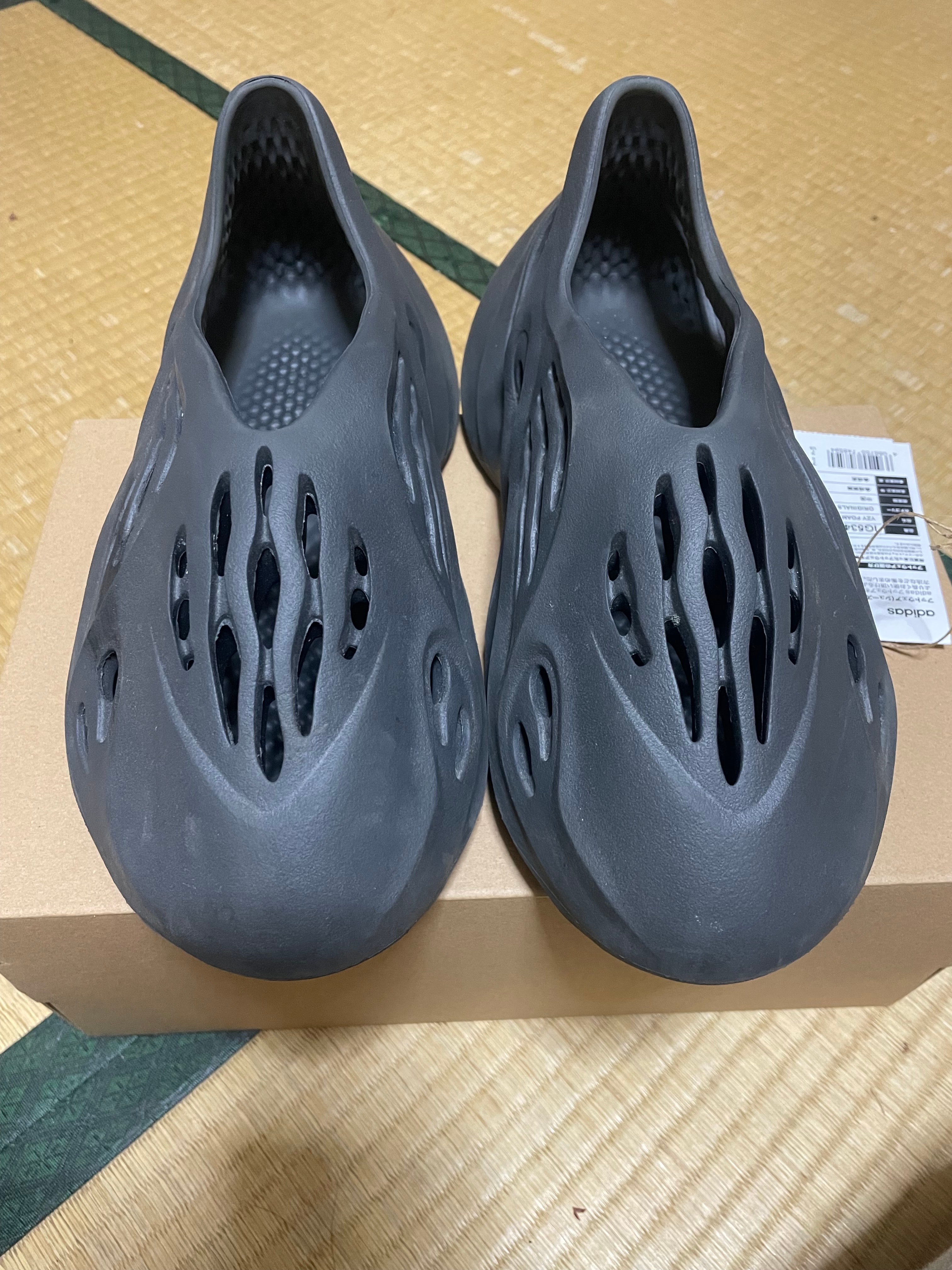 Yeezy Foam Runner(イージー フォームランナー) 人気の新作/中古通販