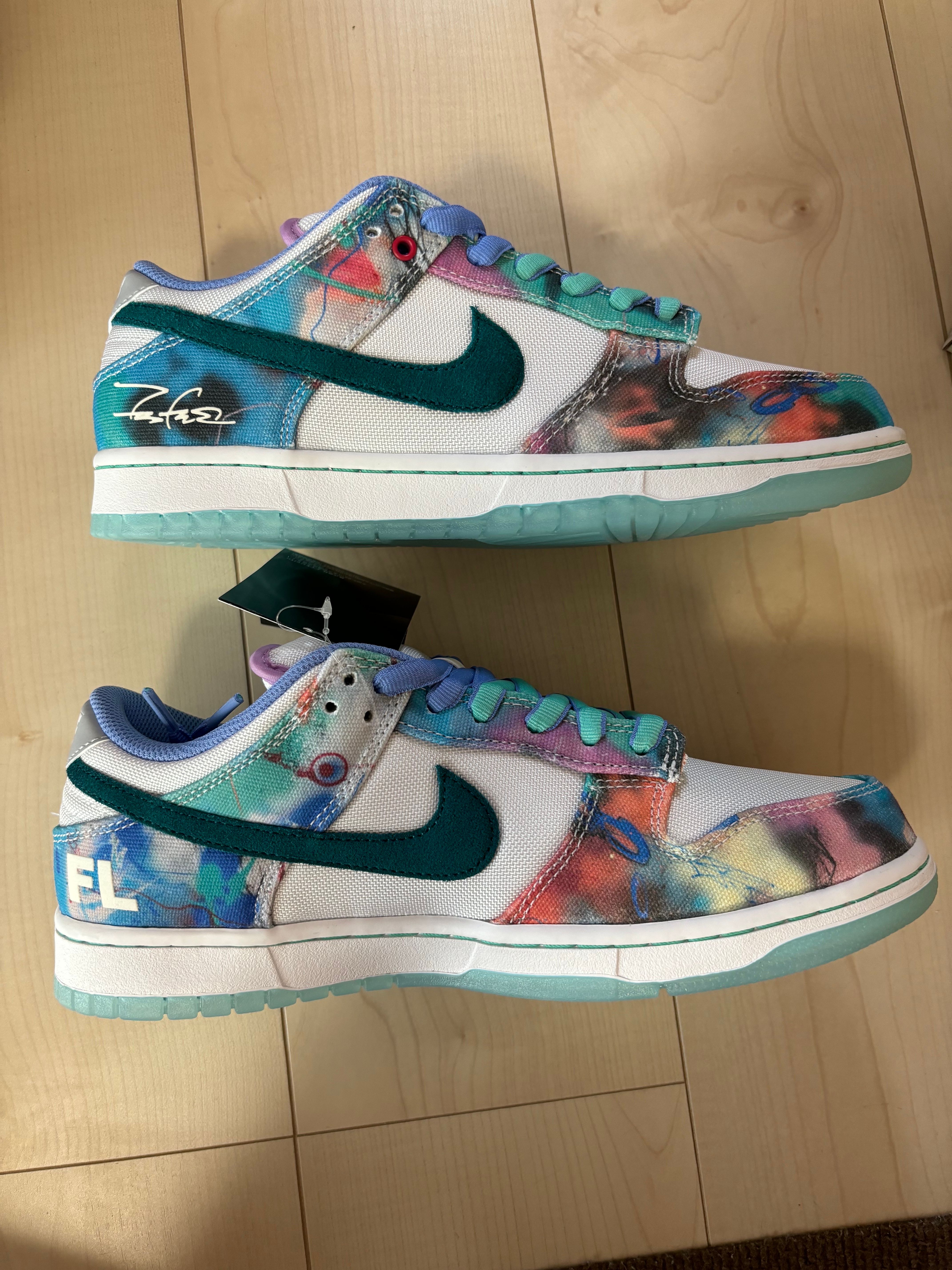 Futura × Nike SB Dunk Low "White and Geode Teal"