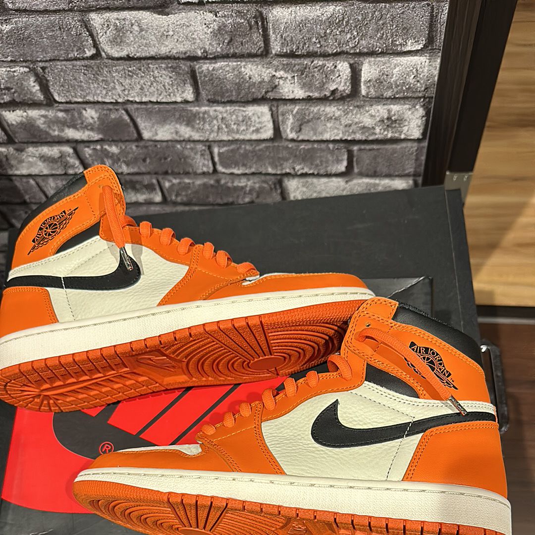 Nike Air Jordan 1 Retro High "Reverse Shattered Backboard"
