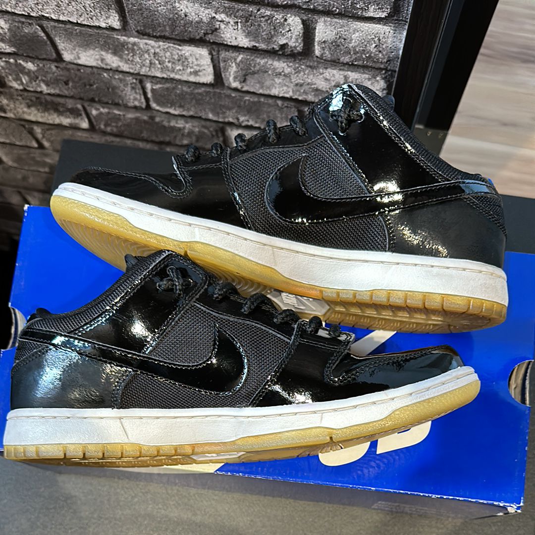 Nike SB Dunk Low "Space Jam"