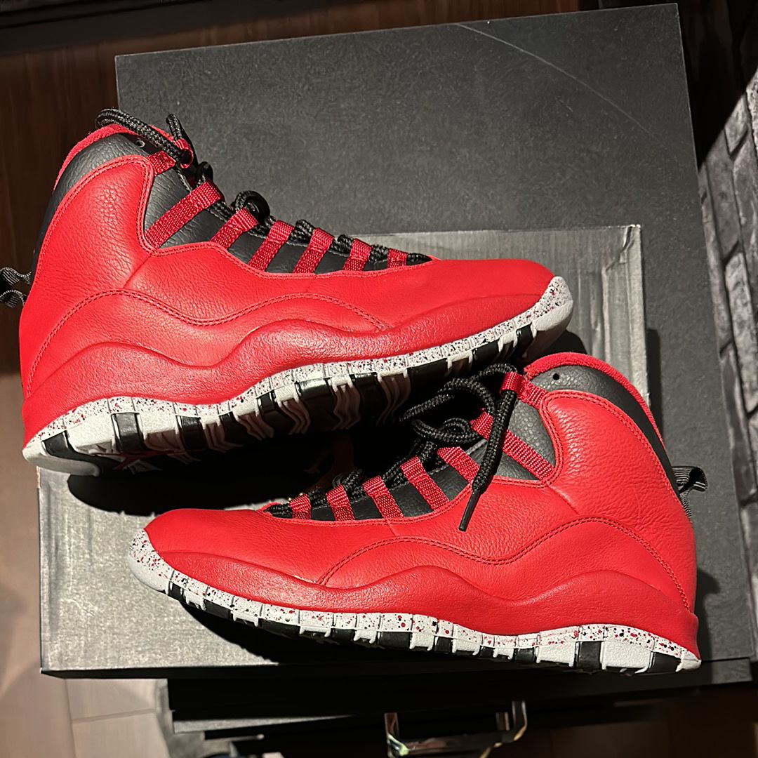 Nike Air Jordan 10 Retro "Bulls Over Broadway"