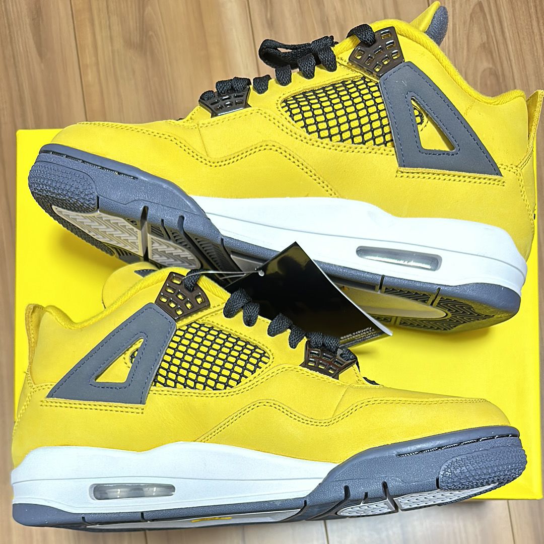 Nike Air Jordan 4 "Tour Yellow"