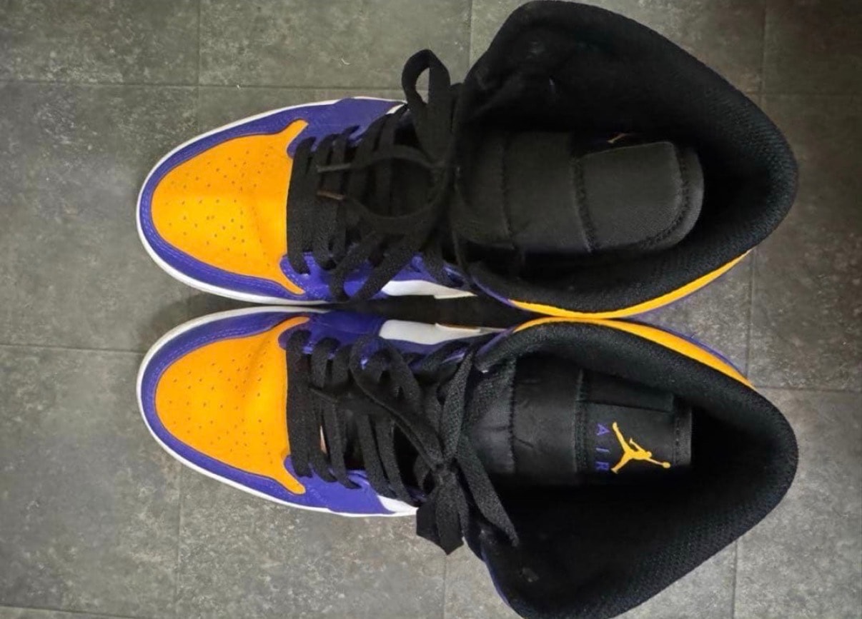 ナイキ エアジョーダン1 ミッド "レイカーズ"