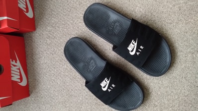 Nike Air Max Camden Slide "Black/White"