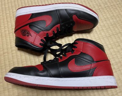 Nike Air Jordan 1 Mid "Bred"