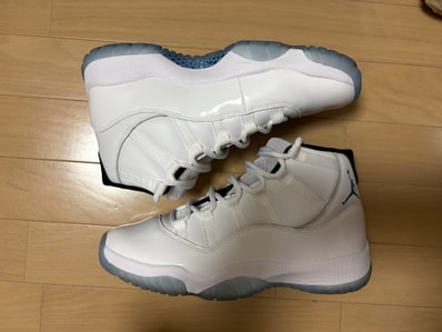 Nike Air Jordan 11 Retro "White/Legend Blue"
