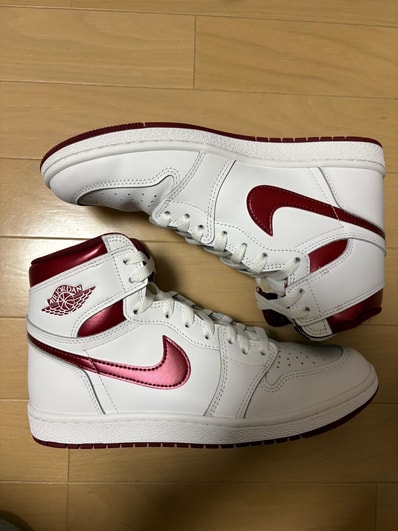 Nike Air Jordan 1 High '85 "Metallic Burgundy"