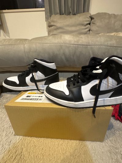 Nike Women's Air Jordan 1 Mid "Black/White"