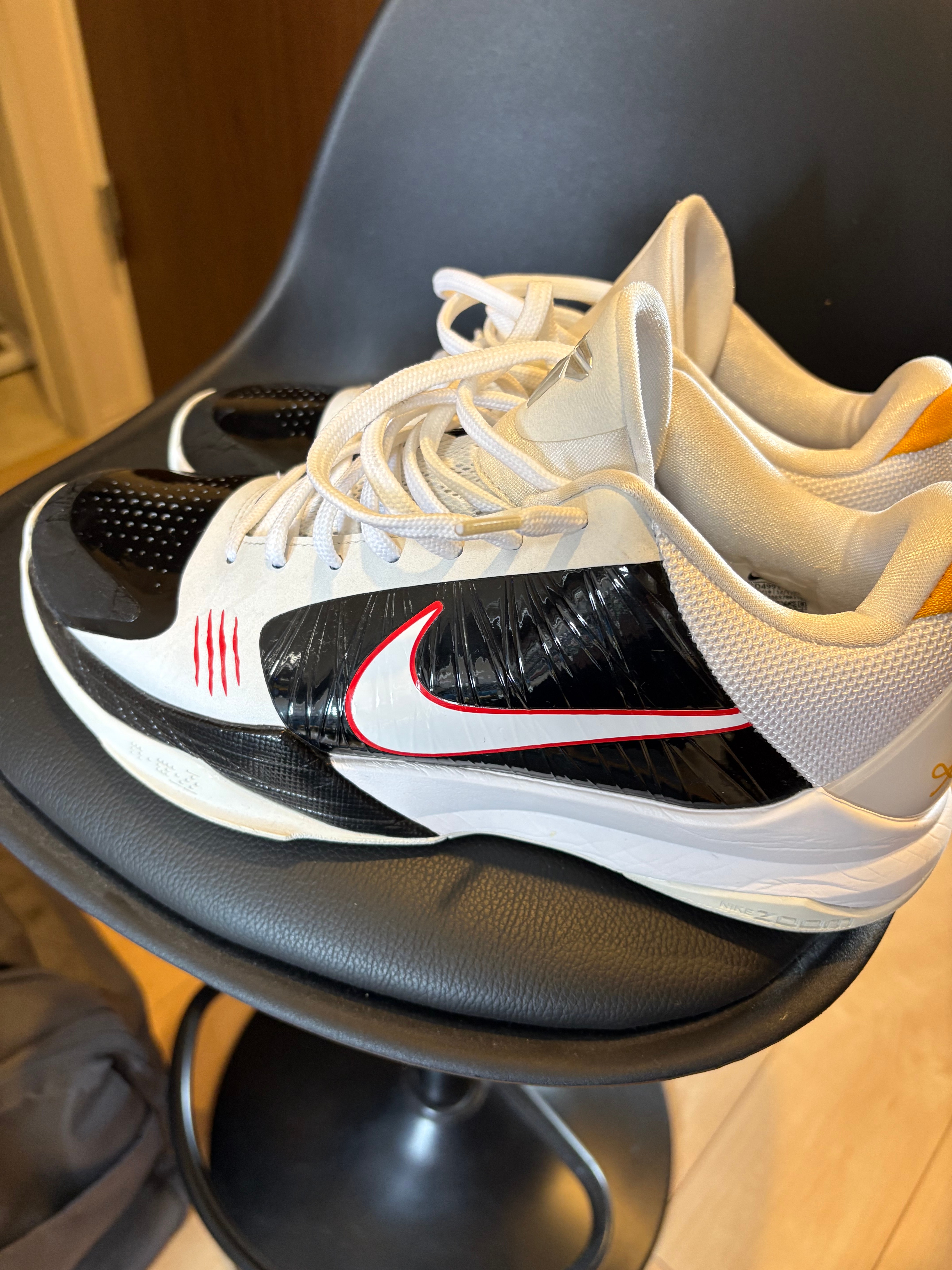 Nike Kobe 5 Protro "Bruce Lee" ALT