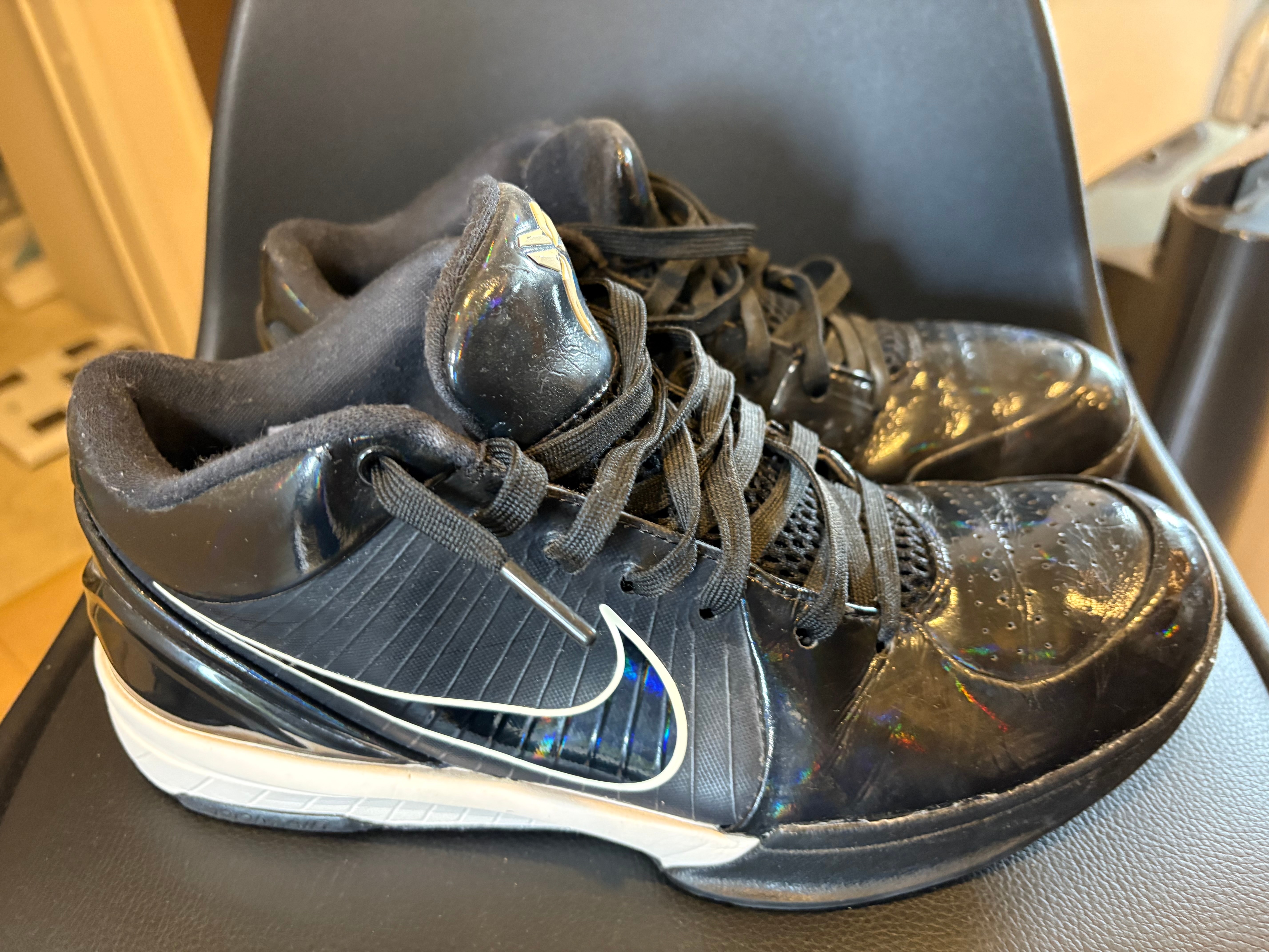 UNDEFEATED × Nike Kobe 4 Protro "Black Mamba"