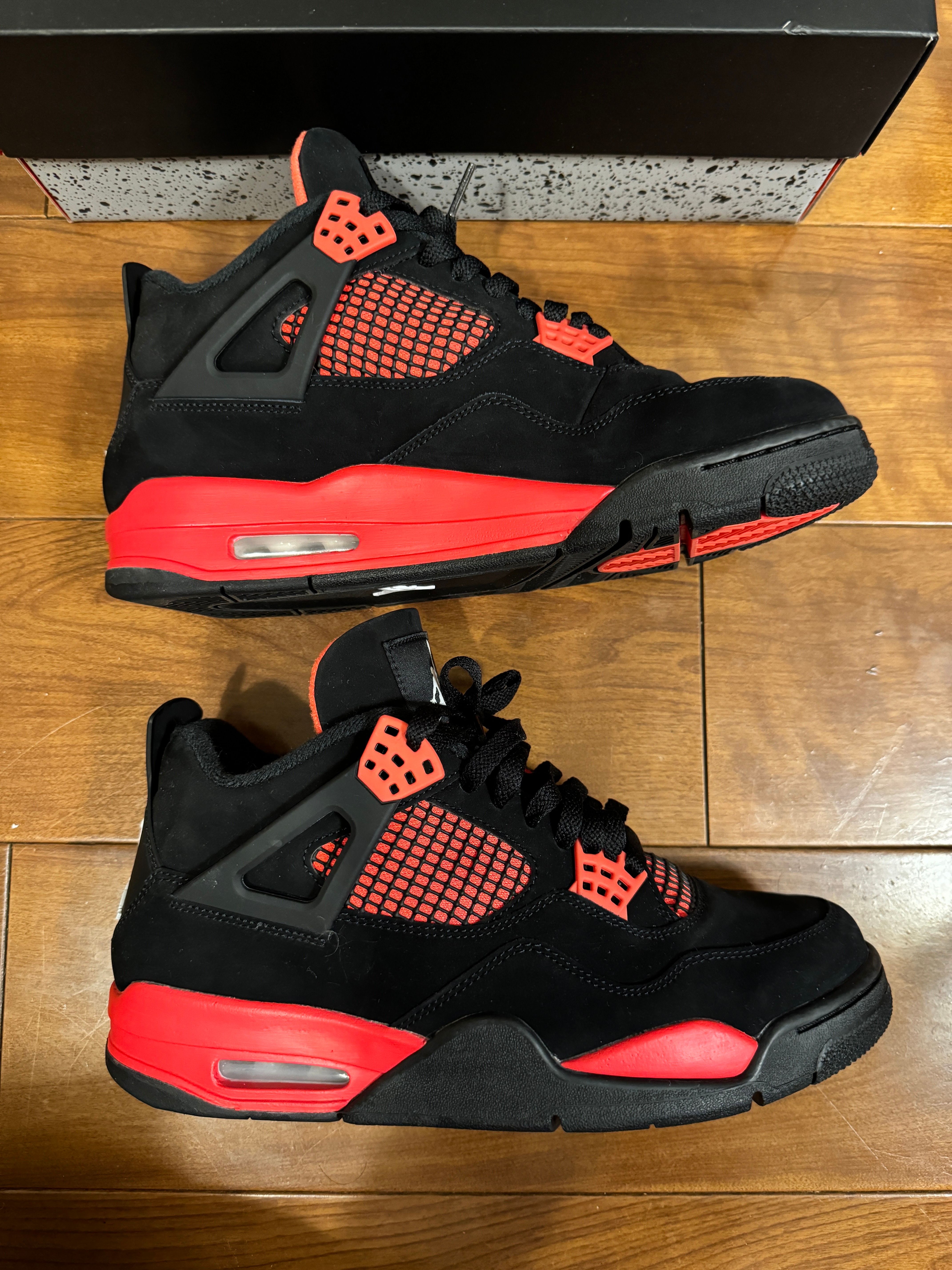 Nike Air Jordan 4 "Red Thunder/Crimson"