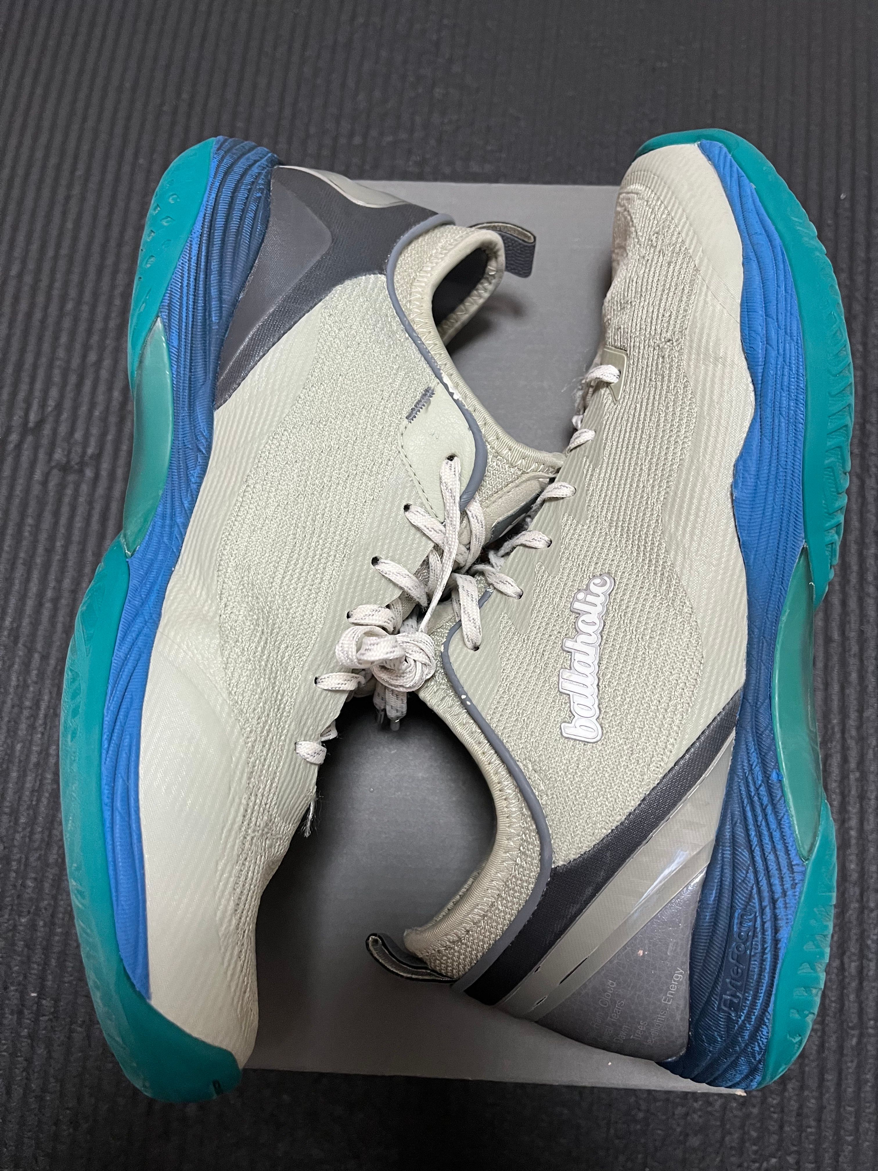 ボーラホリック × アシックス グライド ノヴァ FF 2 "ドライド リーフ グリーン/クリーム"