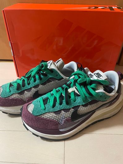 sacai × Nike Vapor Waffle "String/Red/Green"