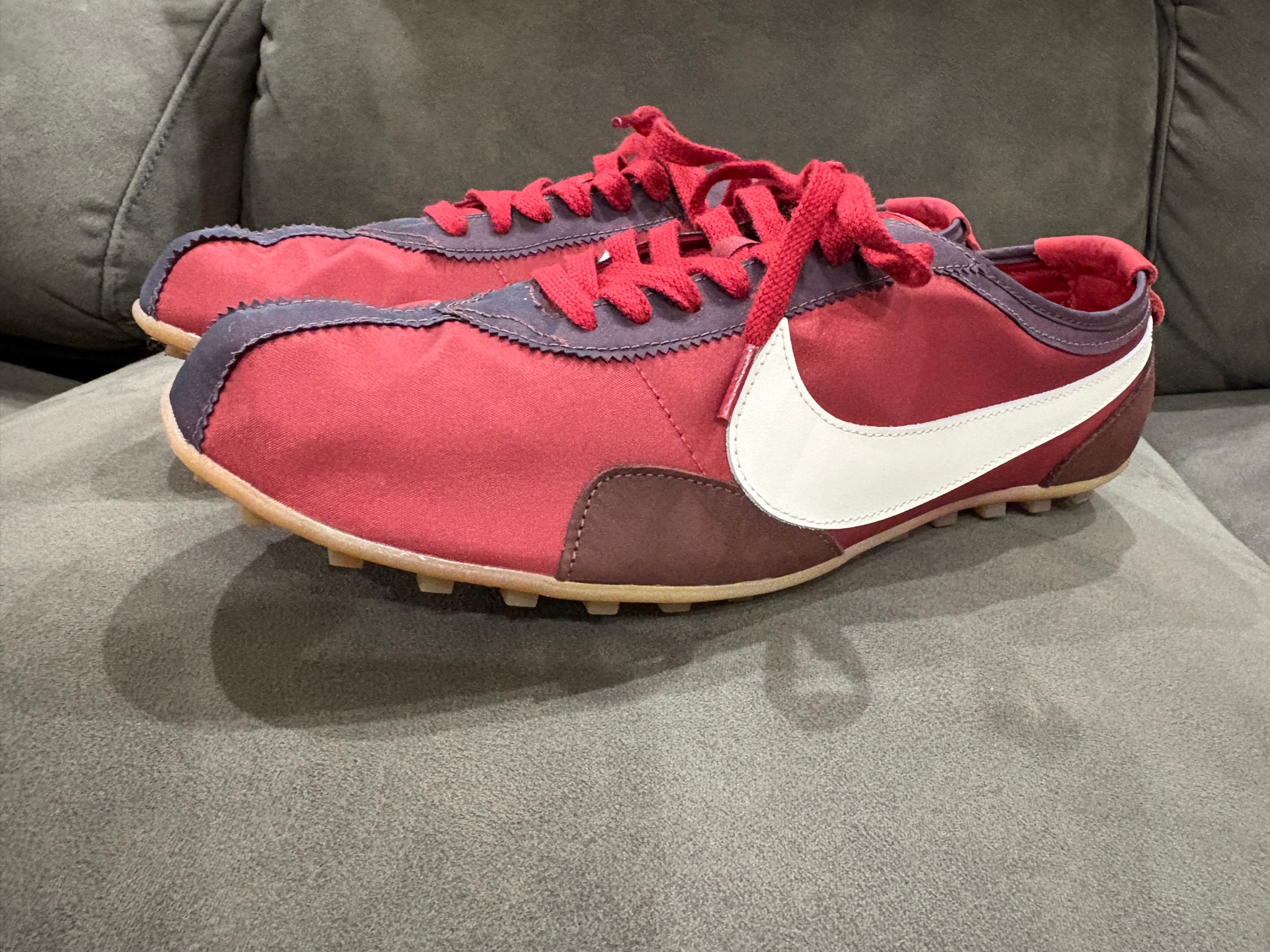 Nike Moon Shoe OG "Tough Red/Mystic Dates/Gum Light Brown/Sail"