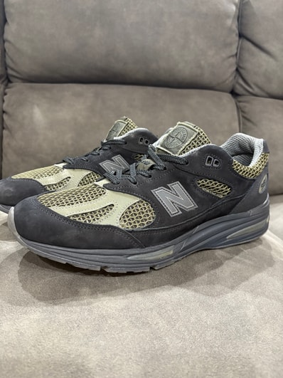 Stone Island × New Balance 991V2 "Black"