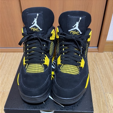 Nike Air Jordan 4 Retro "Thunder"(2023)