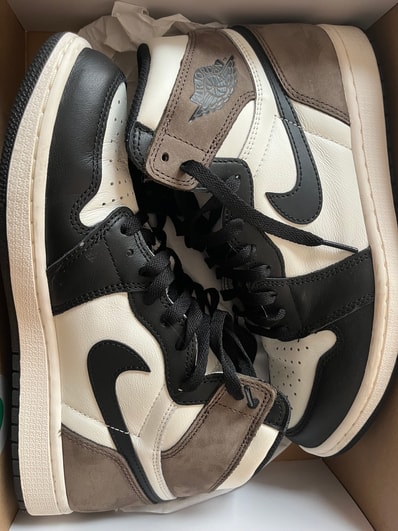 Nike Air Jordan 1 High OG "Sail/Dark Mocha/Black"
