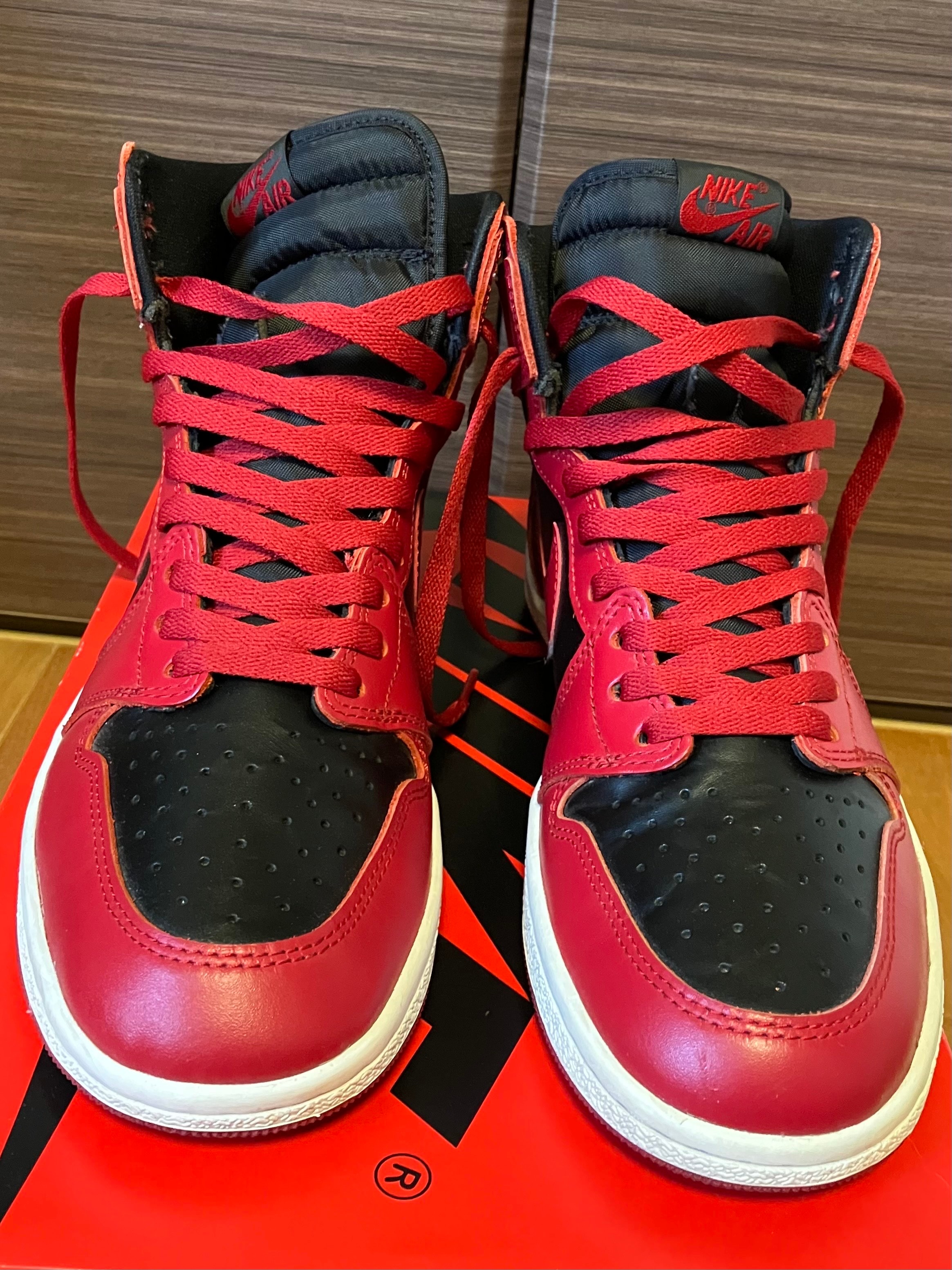 Nike Air Jordan 1 High ’85 "Varsity Red"