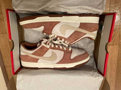 Nike Dunk Low PRM "Medium Curry"