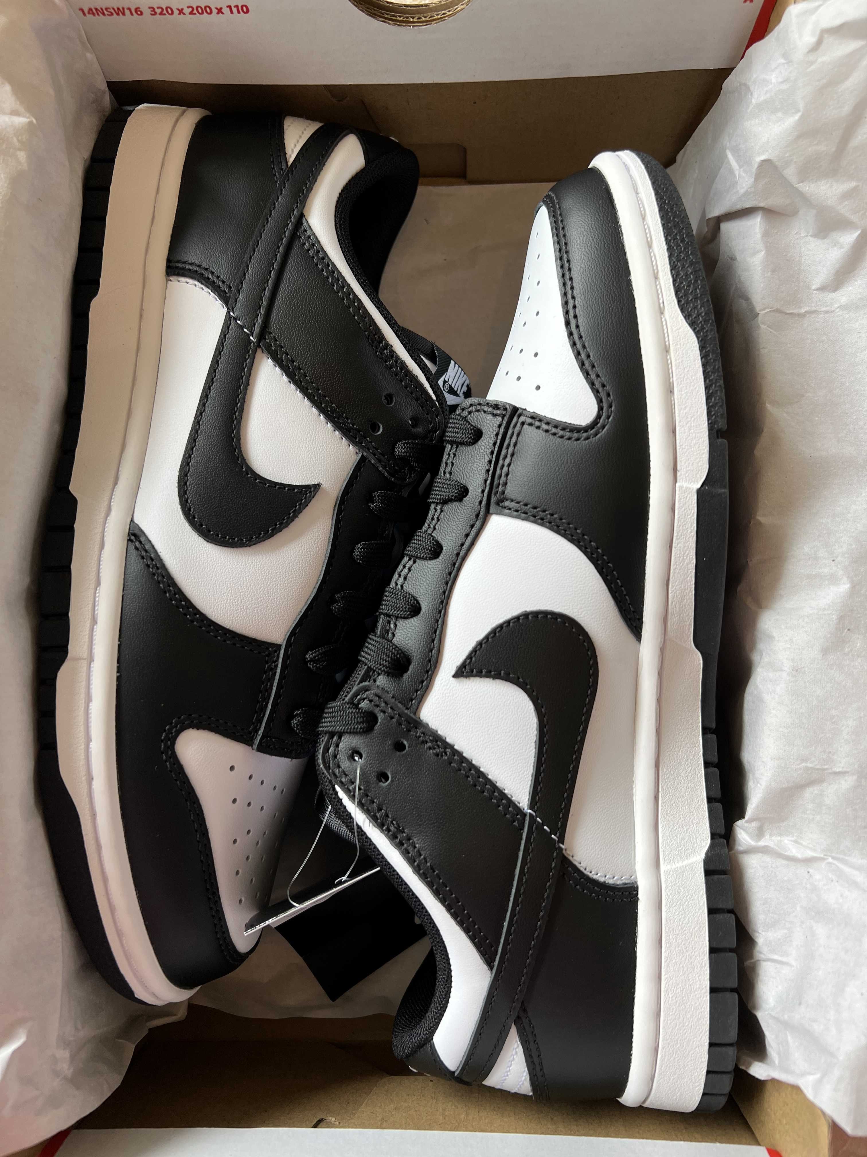 Nike Dunk Low Retro "Panda/White/Black"