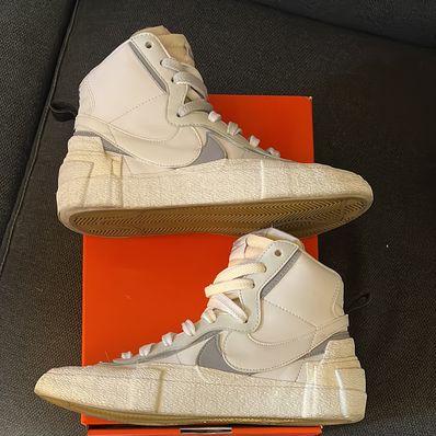 sacai × NIKE BLAZER MID "WHITE/WOLF GREY"