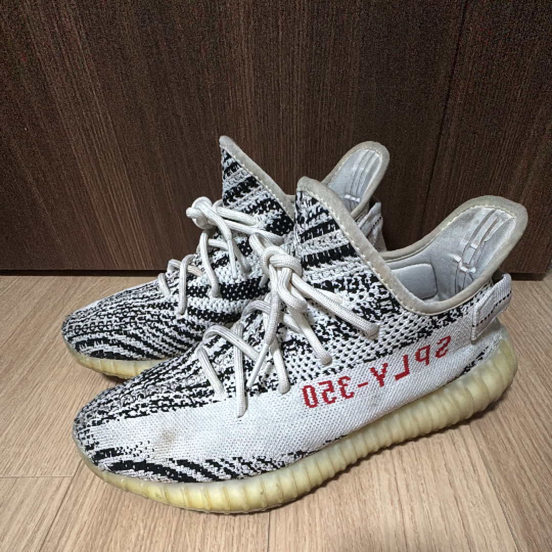 アディダス イージーブースト350V2 "ゼブラ"