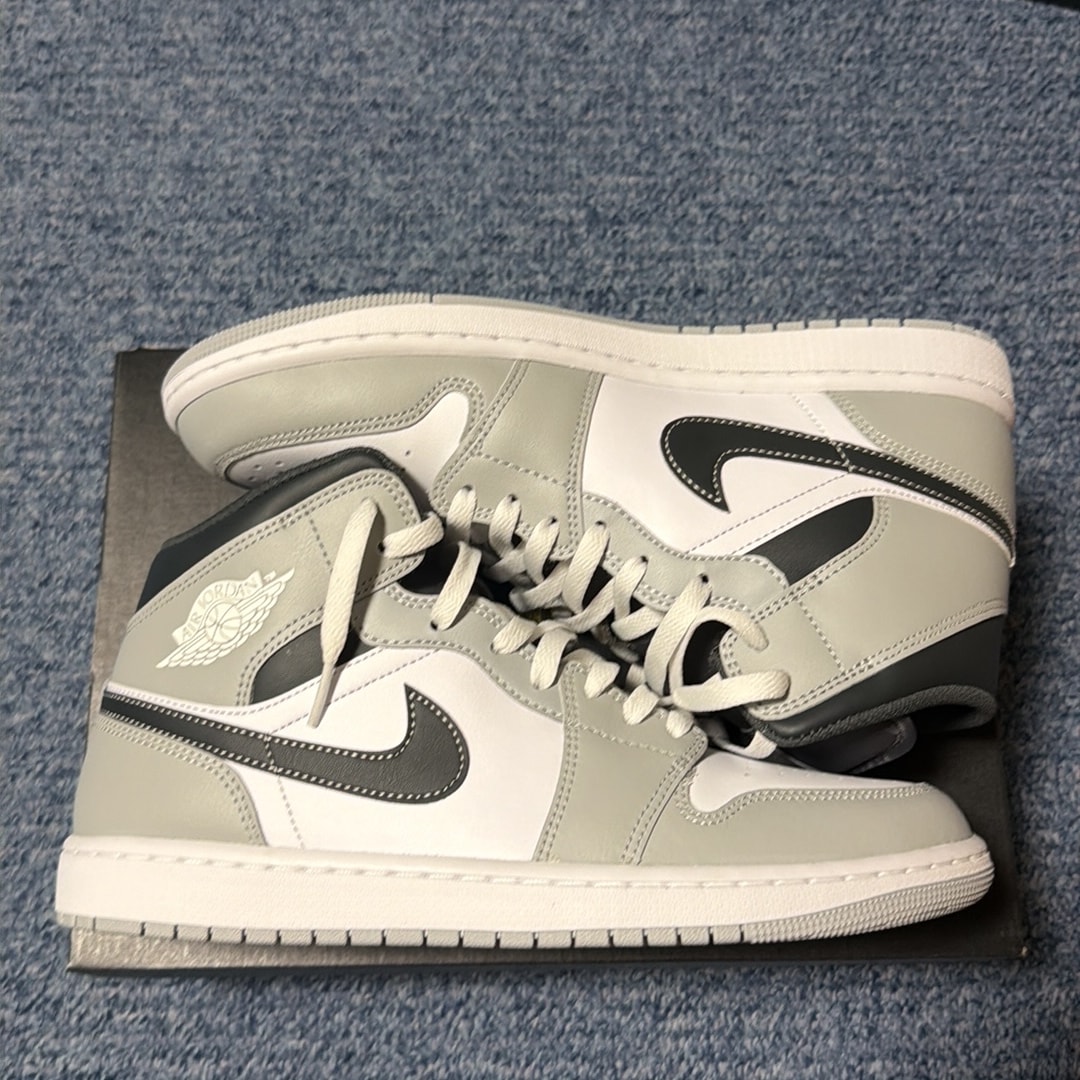Nike Air Jordan 1 Mid "Grey White/Anthracite"