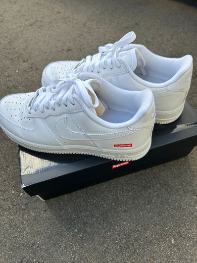 Supreme × Nike Air Force 1 Low "White"