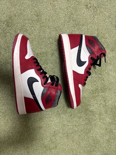 Nike Air Jordan 1 High OG "Lost & Found/Chicago"