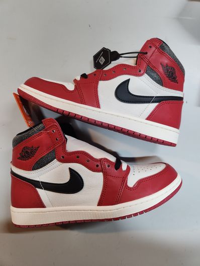 Nike Air Jordan 1 High OG "Lost & Found/Chicago"