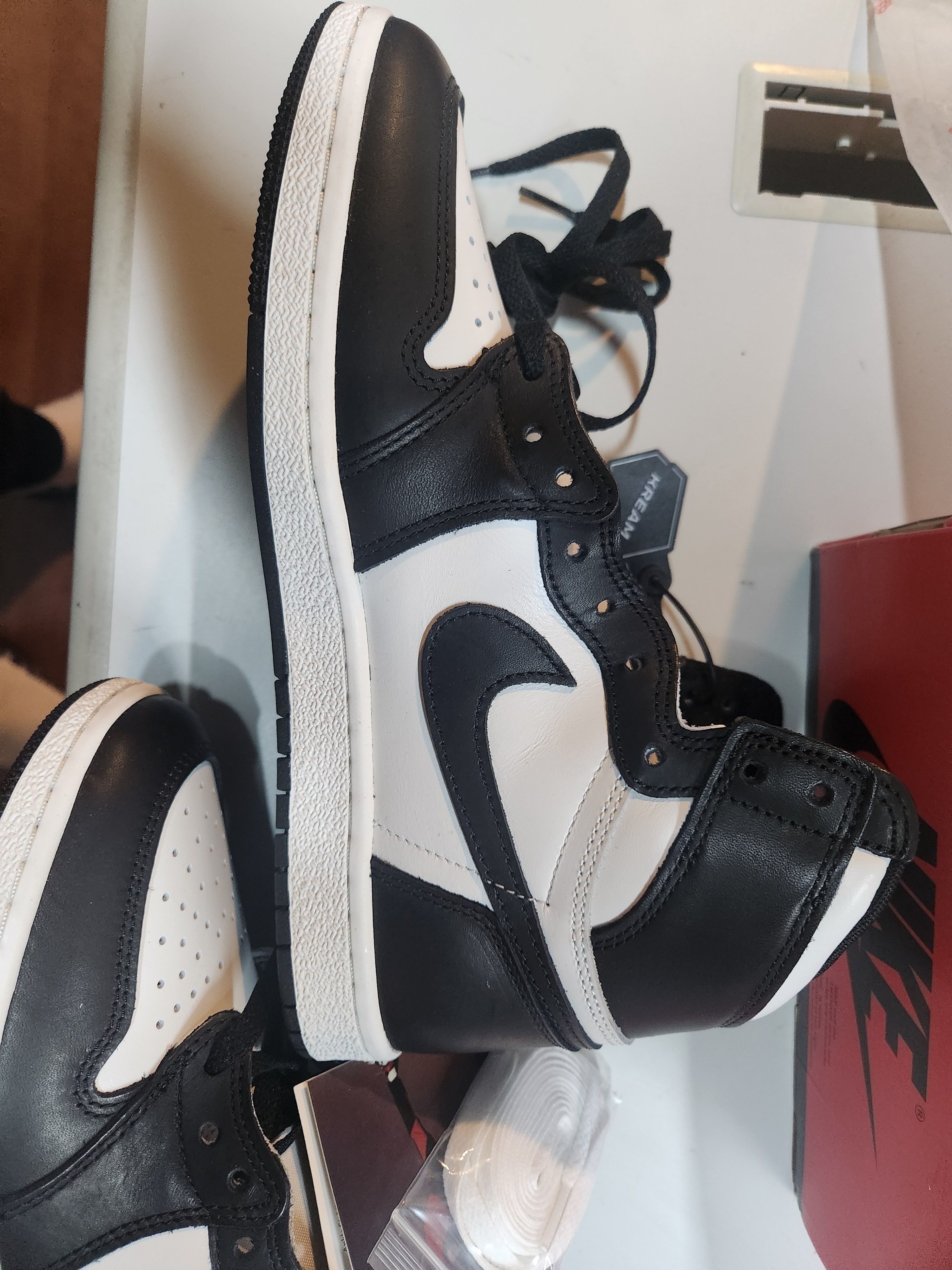 Nike Air Jordan 1 High '85 "Black/White"