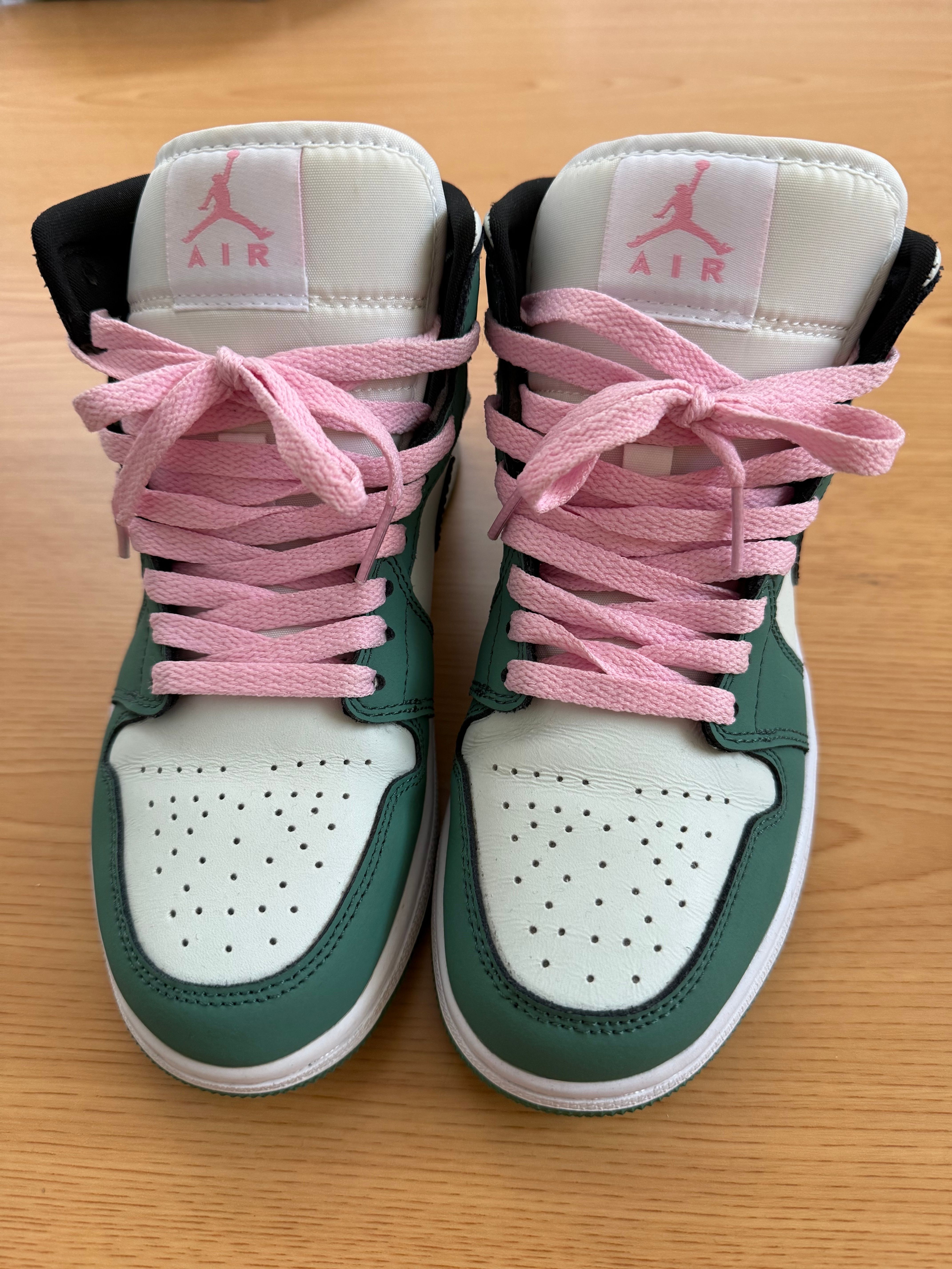 NIKE Women's AIR JORDAN 1 MID SE "DUTCH GREEN"
