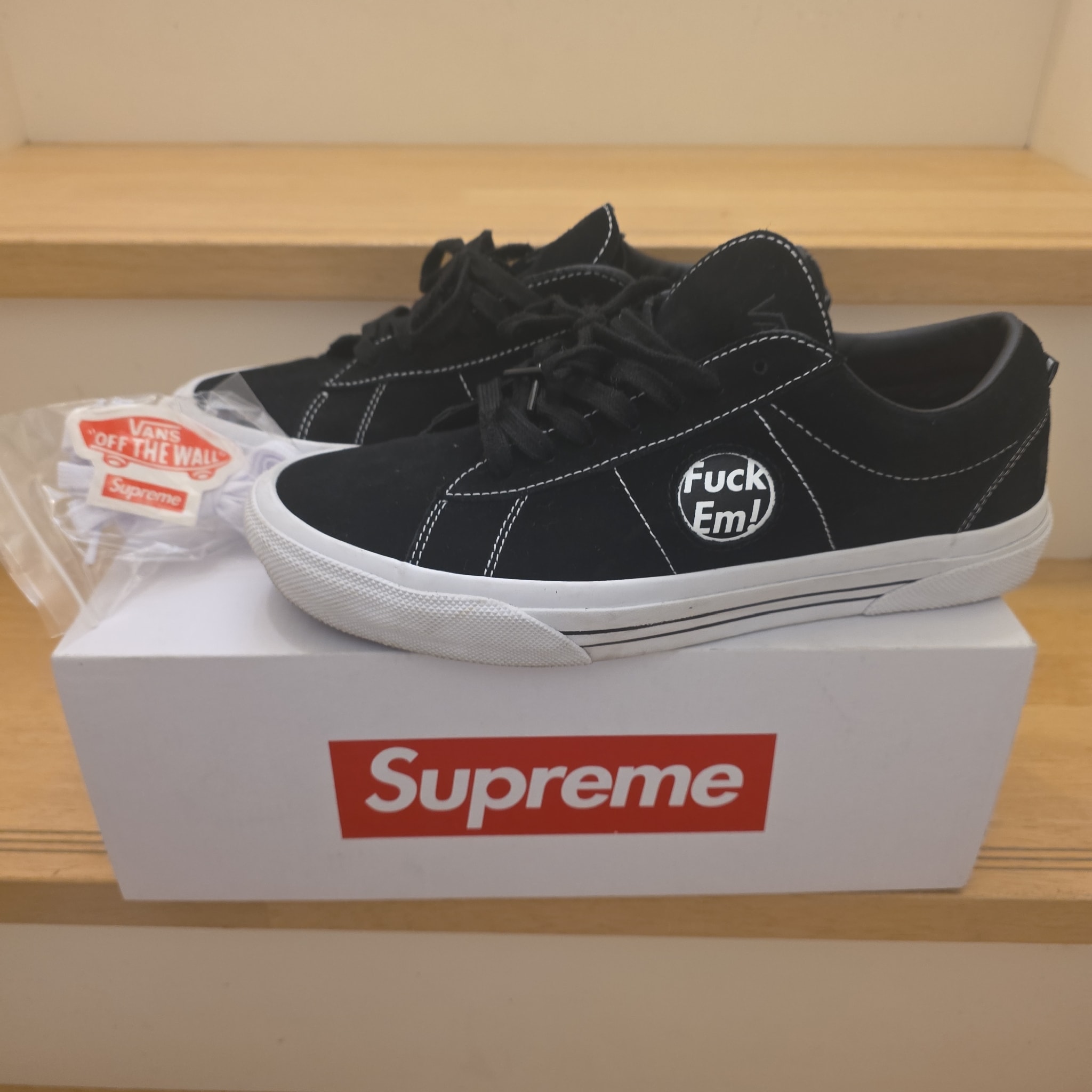 Supreme × Vans Sid "Black"