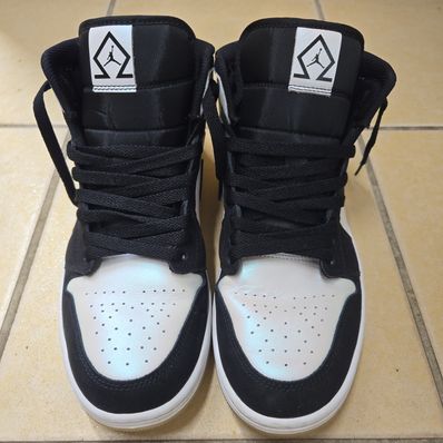 Nike Air Jordan 1 Mid "Omega/Black/White"