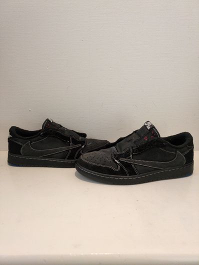 Travis Scott × Nike Air Jordan 1 Low OG SP "Black Phantom"