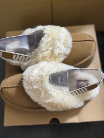 UGG Women's Funkette "Chestnut"