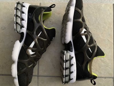 Stussy x Nike Air Zoom Kukini "Black/White/Bright Cactus"