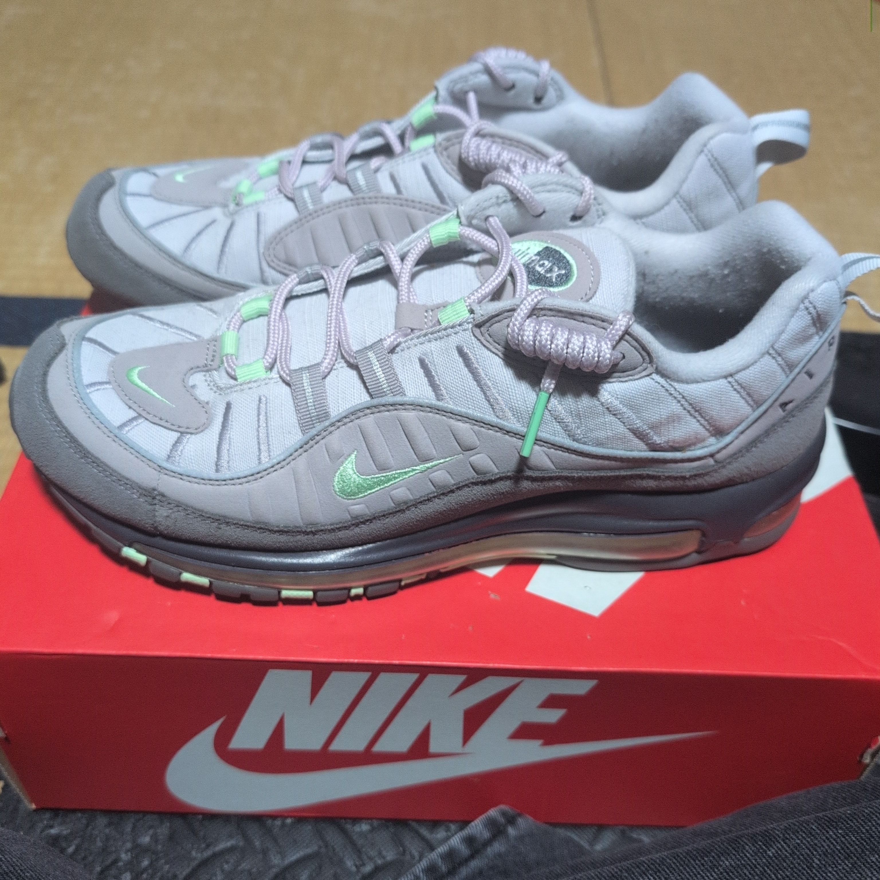 Nike Air Max 98 "Vast Grey/Fresh Mint"