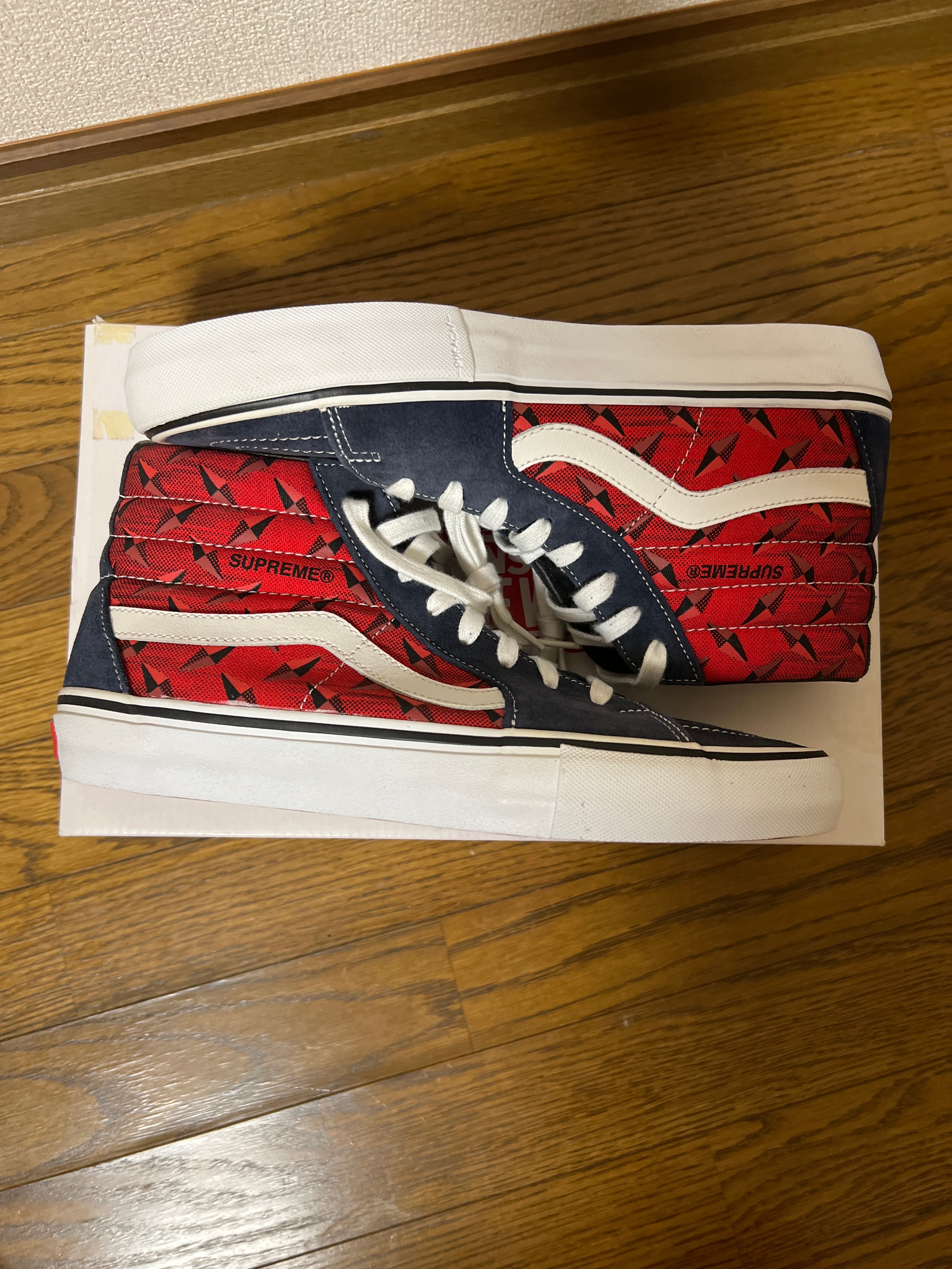シュプリーム × バンズ ダイヤモンド プレート スケートハイ プロ "ネイビー"