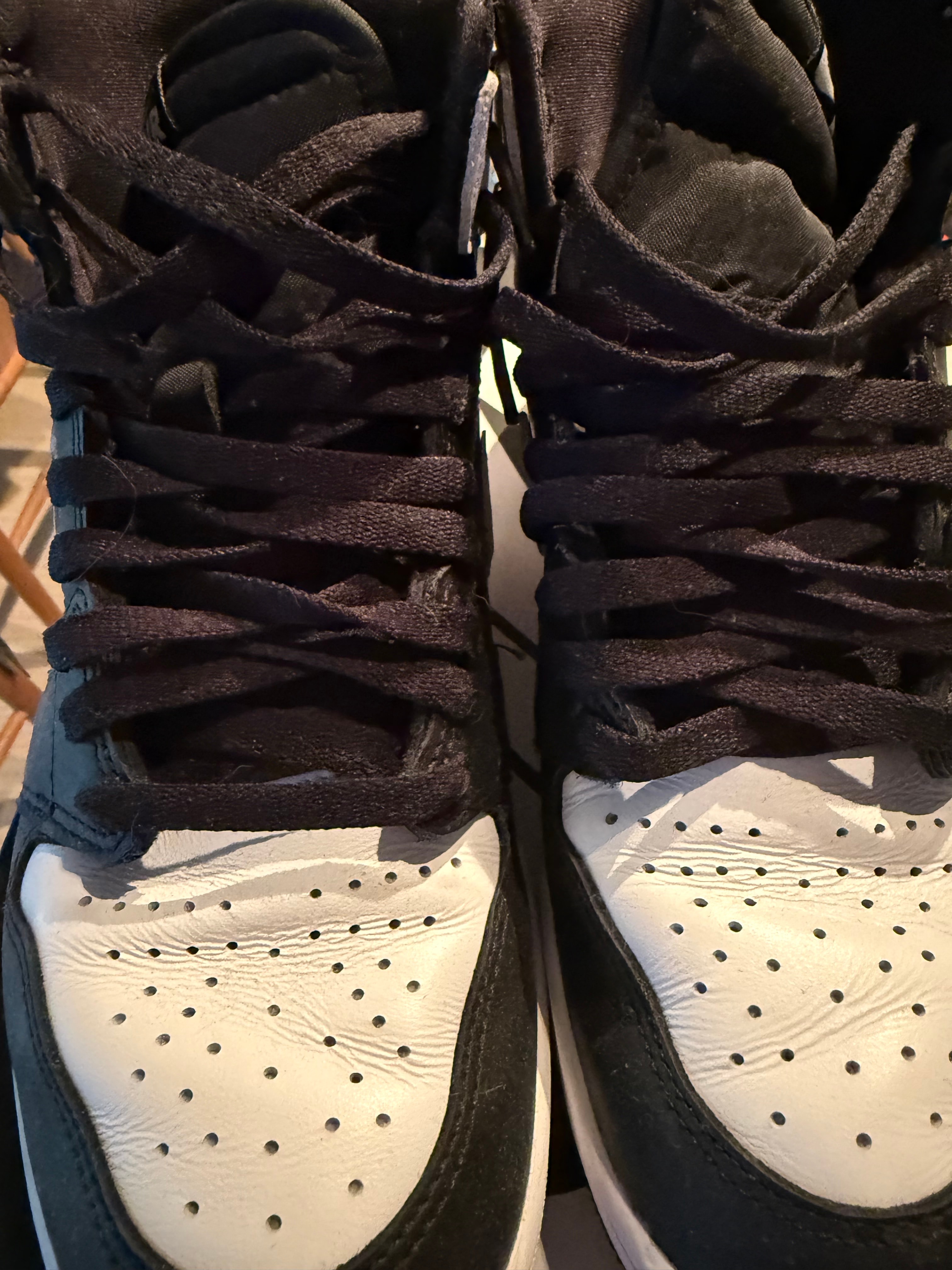 Nike Air Jordan 1 Retro High OG "Black/White"