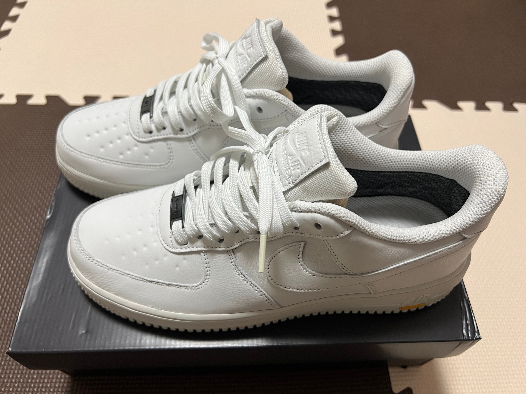 Nike Air Force 1 Low GORE-TEX Vibram "Summit White"