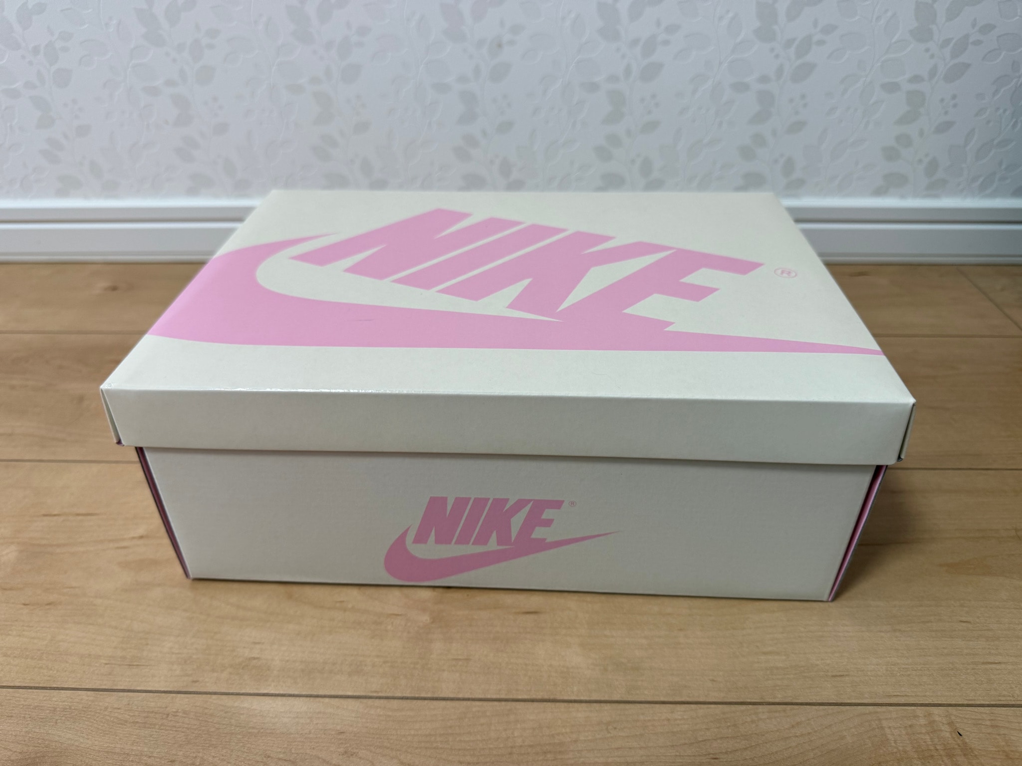 Travis Scott × Nike Air Jordan 1 Retro Low OG "Muslin/Shy Pink"