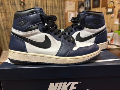 Nike Air Jordan 1 Retro High OG "Midnight Navy"
