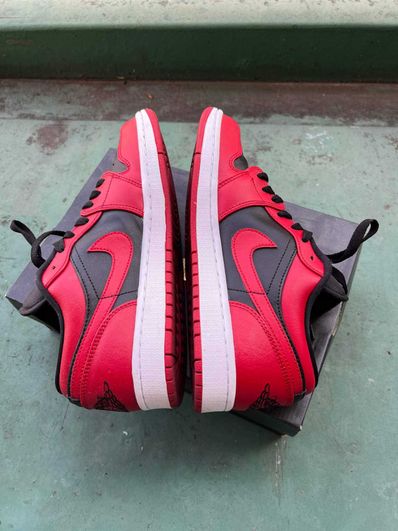 Nike Air Jordan 1 Low "Varsity Red"