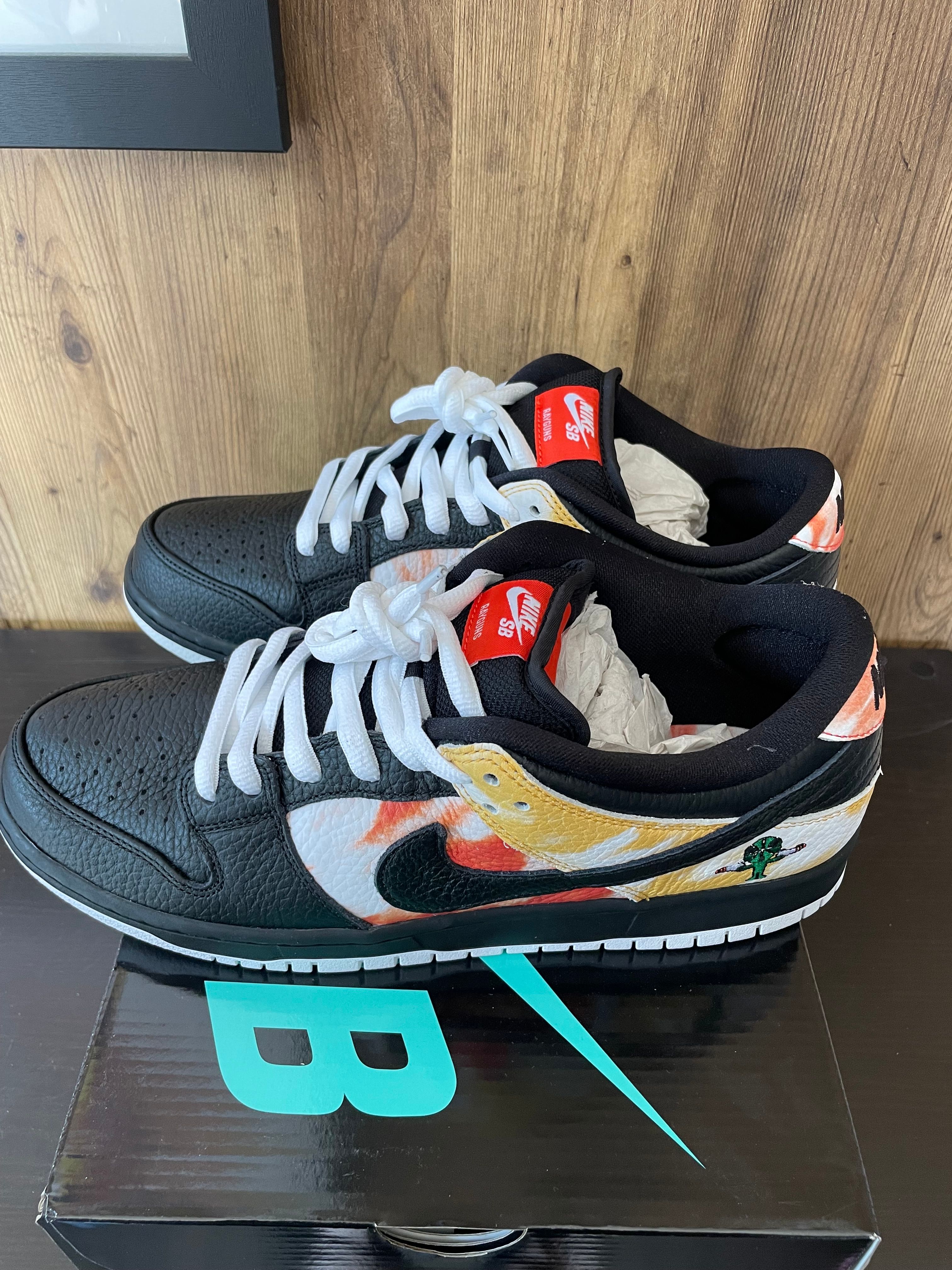 Nike SB Dunk Low "Raygun Tie-Dye/Black"