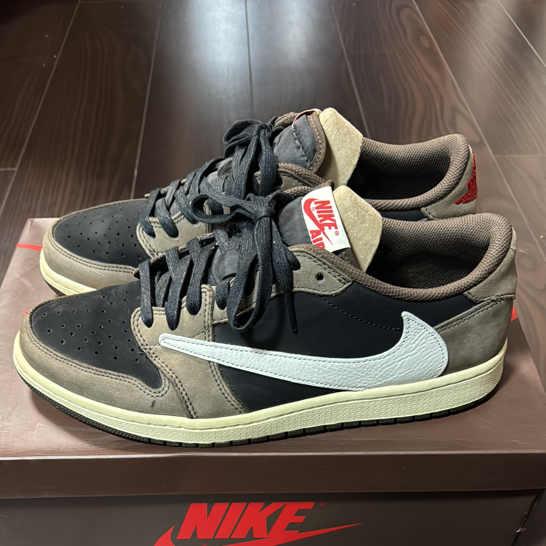 Travis Scott × Nike Air Jordan 1 Low OG SP-T "Black/Dark Mocha"